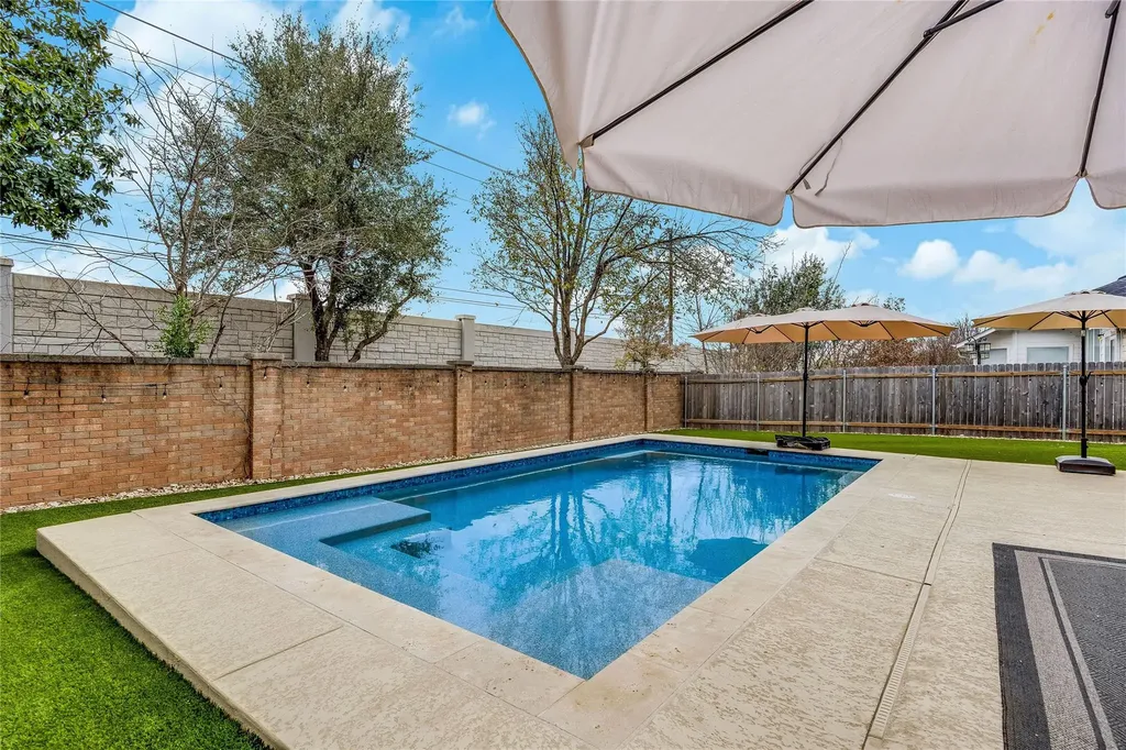 4319 S Summercrest Loop Round Rock TX 78681