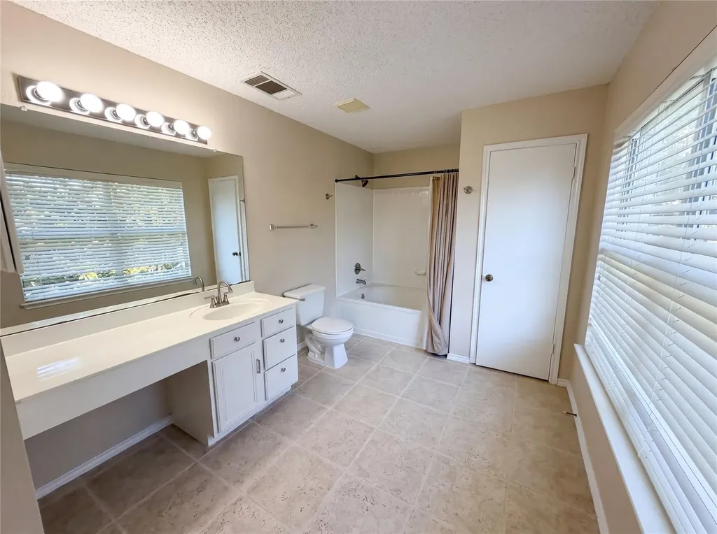 2727 High Point Drive Round Rock TX 78664