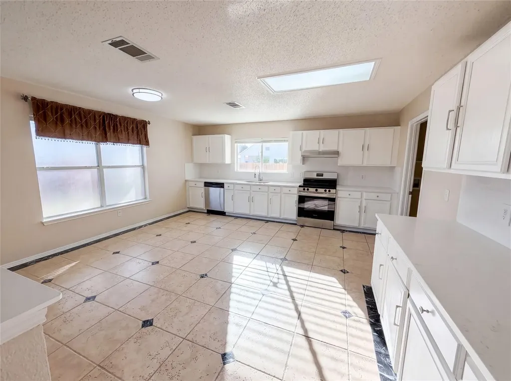 2727 High Point Drive Round Rock TX 78664