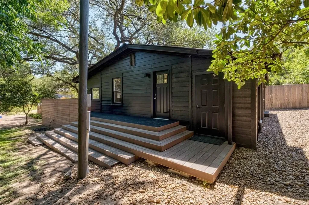 503 E Live Oak Street Austin TX 78704