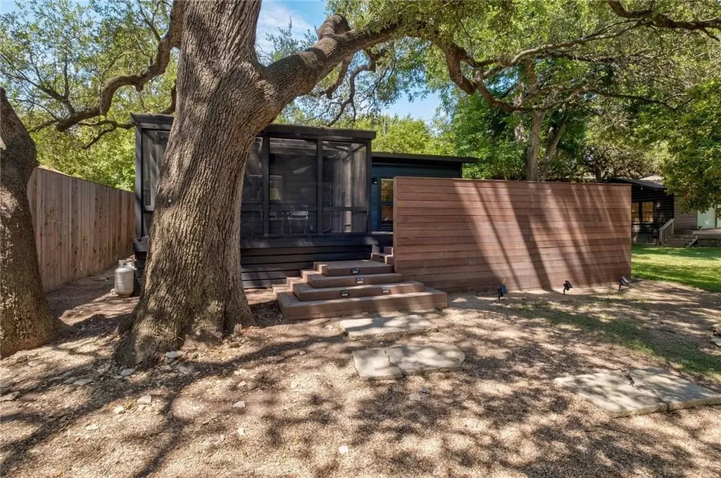 503 E Live Oak Street Austin TX 78704
