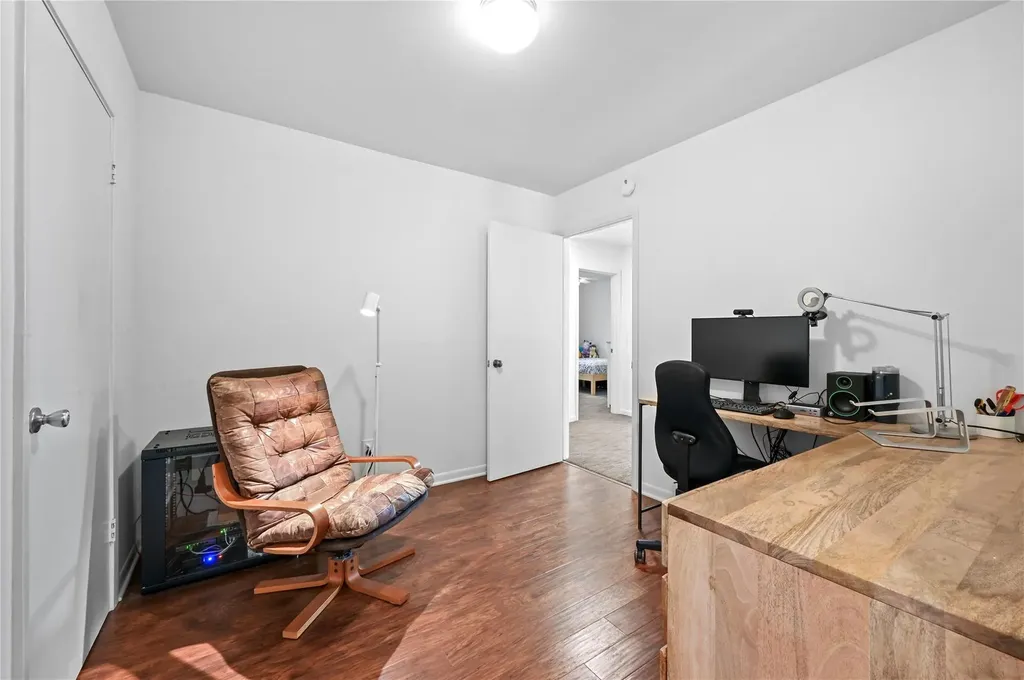 3907 Cresthill Drive Austin TX 78731