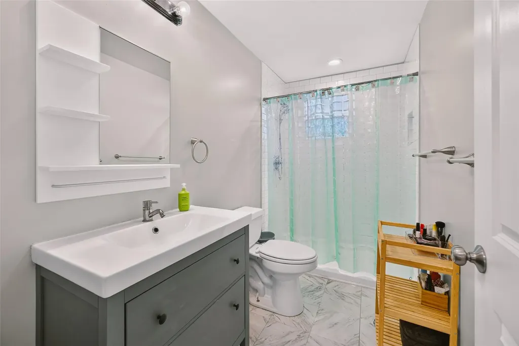 1403 Clifford Avenue Austin TX 78702