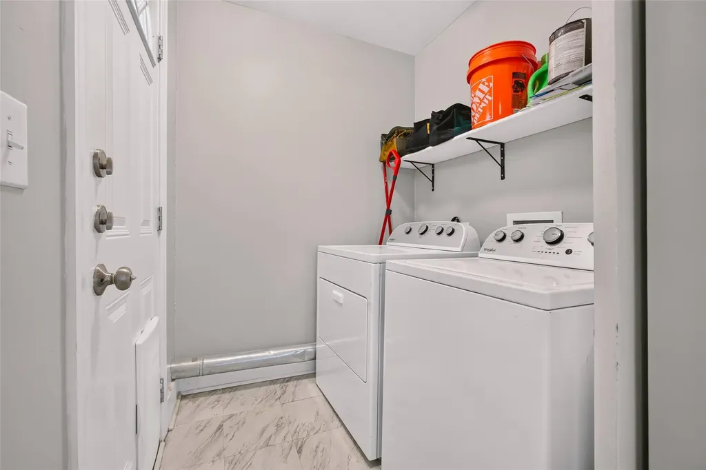 1403 Clifford Avenue Austin TX 78702