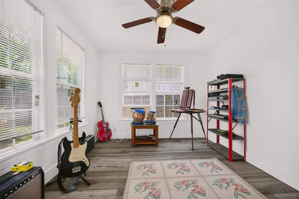 1403 Clifford Avenue Austin TX 78702