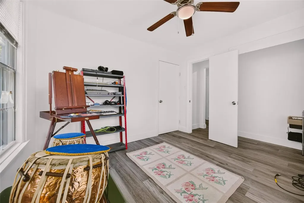 1403 Clifford Avenue Austin TX 78702