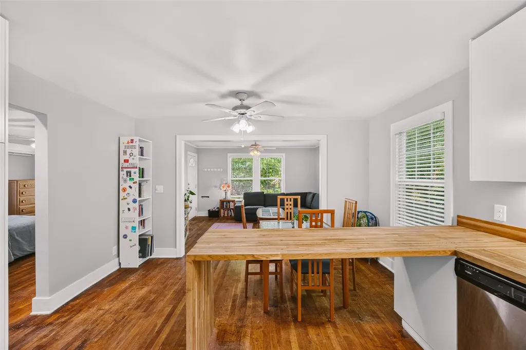 1403 Clifford Avenue Austin TX 78702