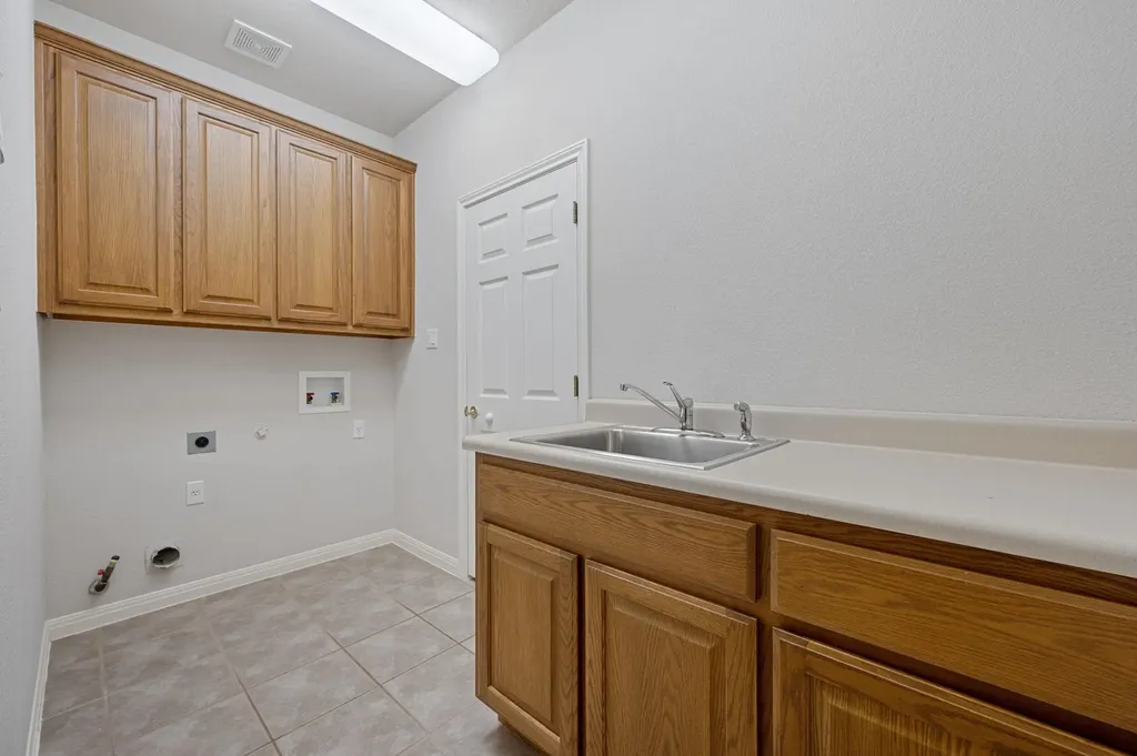 10233 Chestnut Ridge Road Austin TX 78726