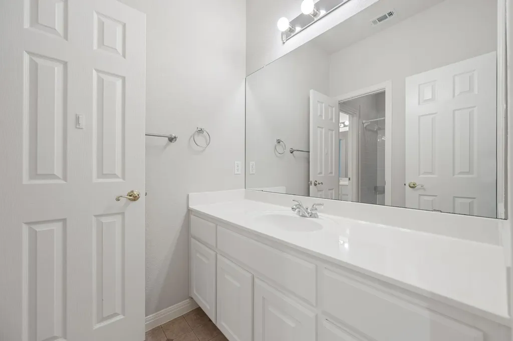 10233 Chestnut Ridge Road Austin TX 78726