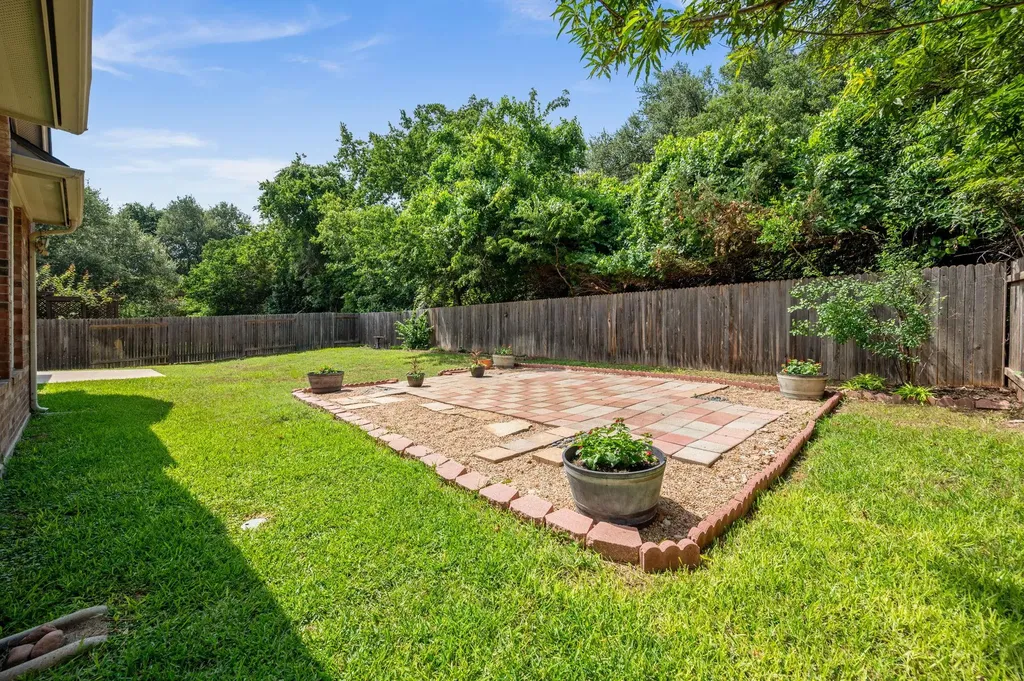 10233 Chestnut Ridge Road Austin TX 78726
