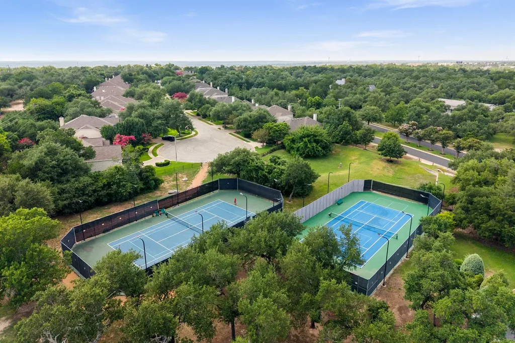 10233 Chestnut Ridge Road Austin TX 78726