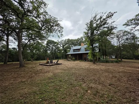 1053 E County Road F Lexington TX 78947