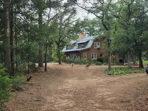 1053 E County Road F Lexington TX 78947