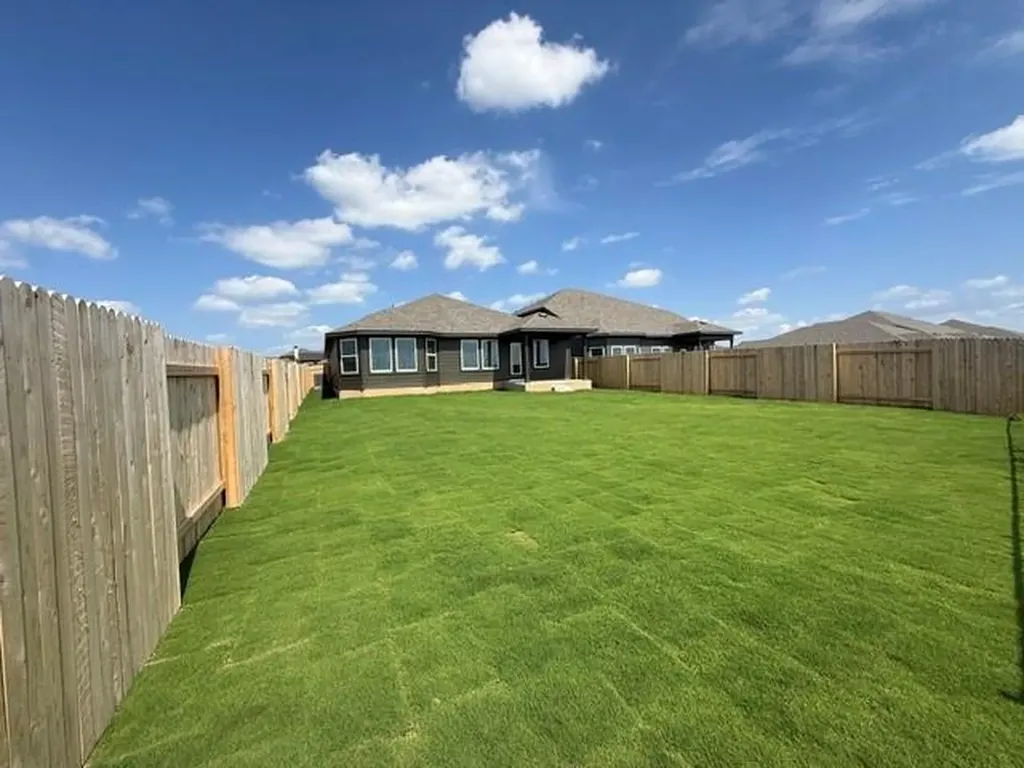 205 Skyview Farms Lane Liberty Hill TX 78642