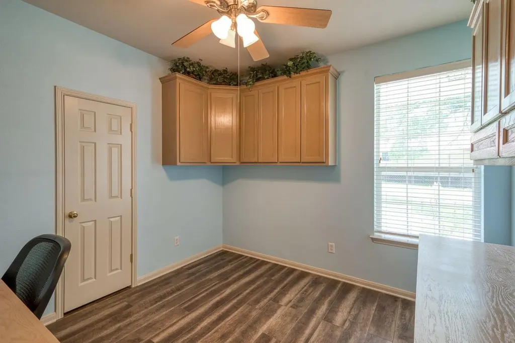 521 E Briarway Drive Granite Shoals TX 78654