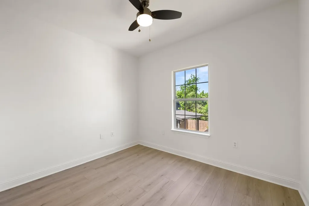 5408 Downs Drive Austin TX 78721