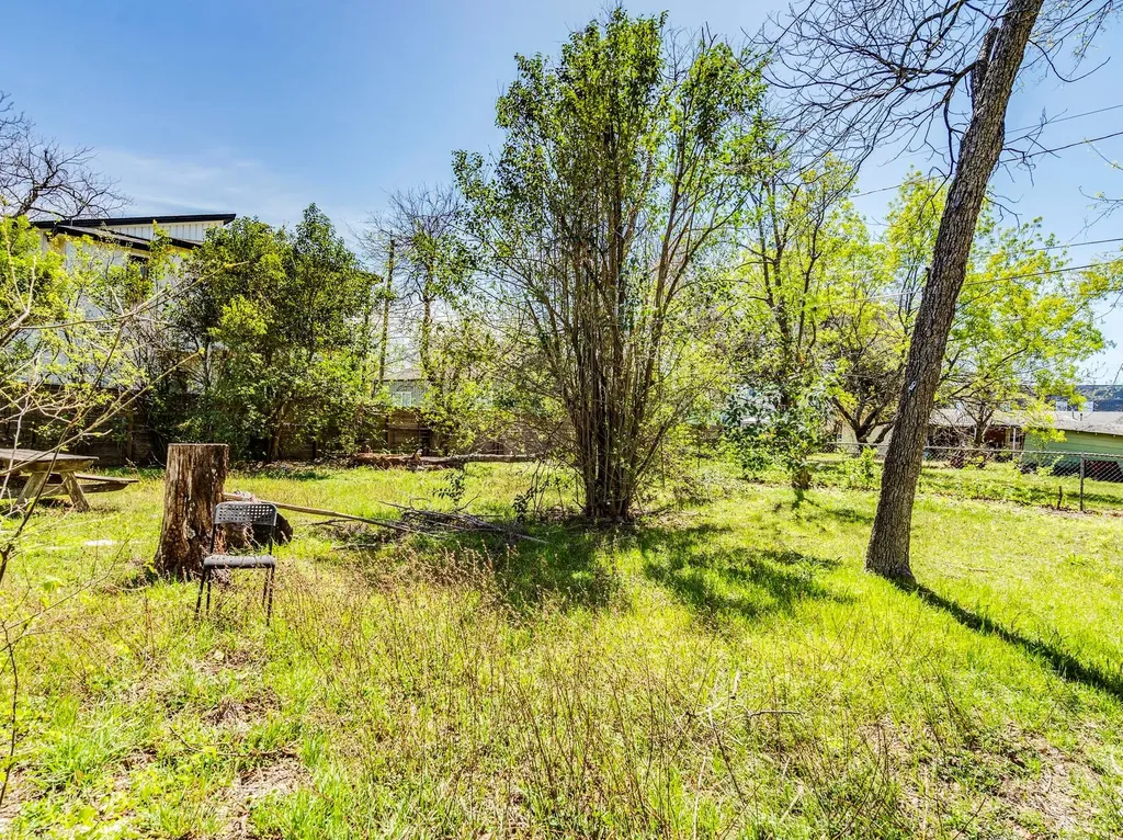 1403 Beckett Street Austin TX 78757