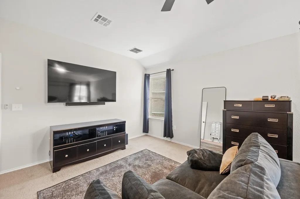 9324 Hunter Lane Austin TX 78748