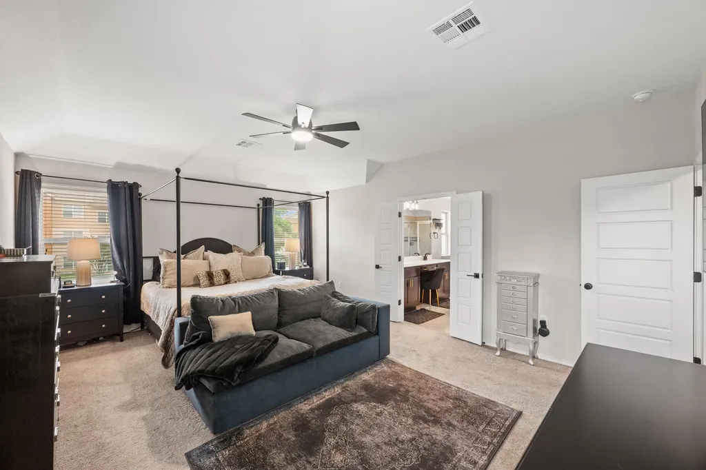 9324 Hunter Lane Austin TX 78748