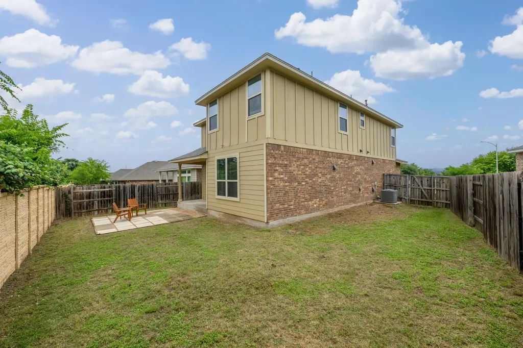 9324 Hunter Lane Austin TX 78748