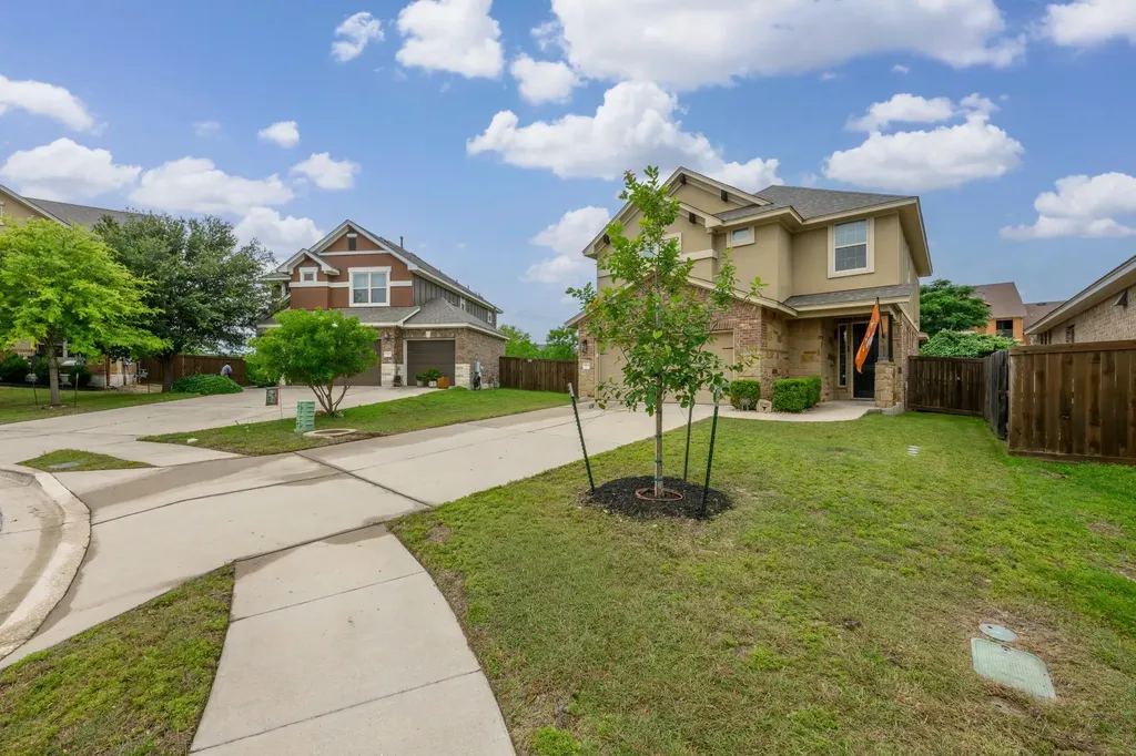 9324 Hunter Lane Austin TX 78748
