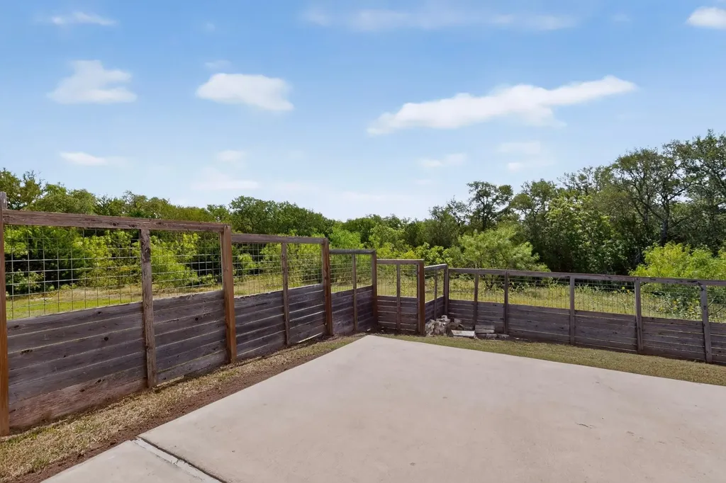 10029 Dalliance Lane Manor TX 78653