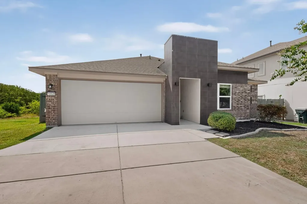 10029 Dalliance Lane Manor TX 78653