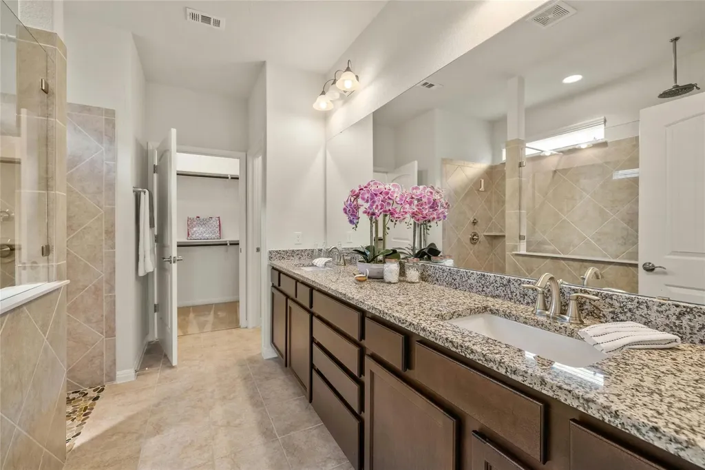 203 Longview Lane Georgetown TX 78633