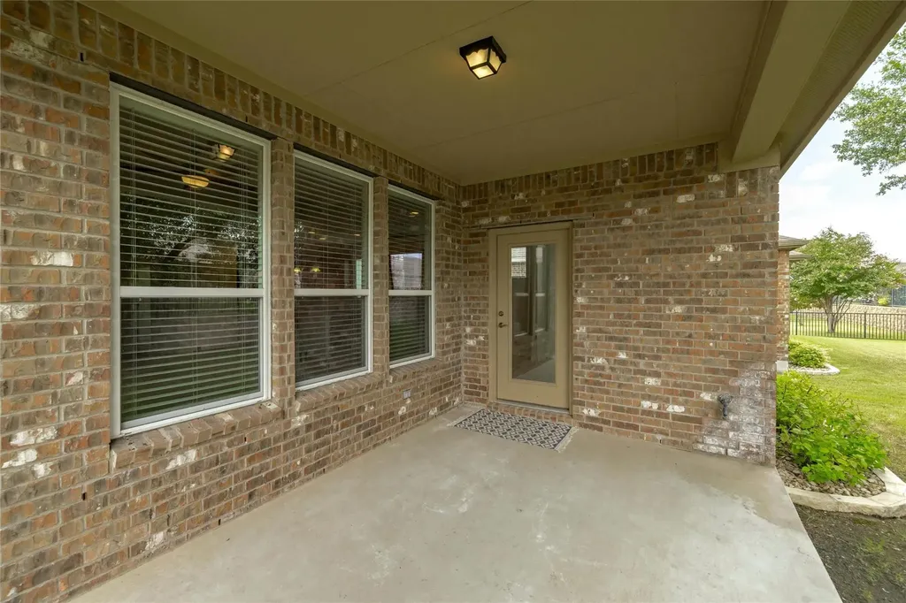 203 Longview Lane Georgetown TX 78633