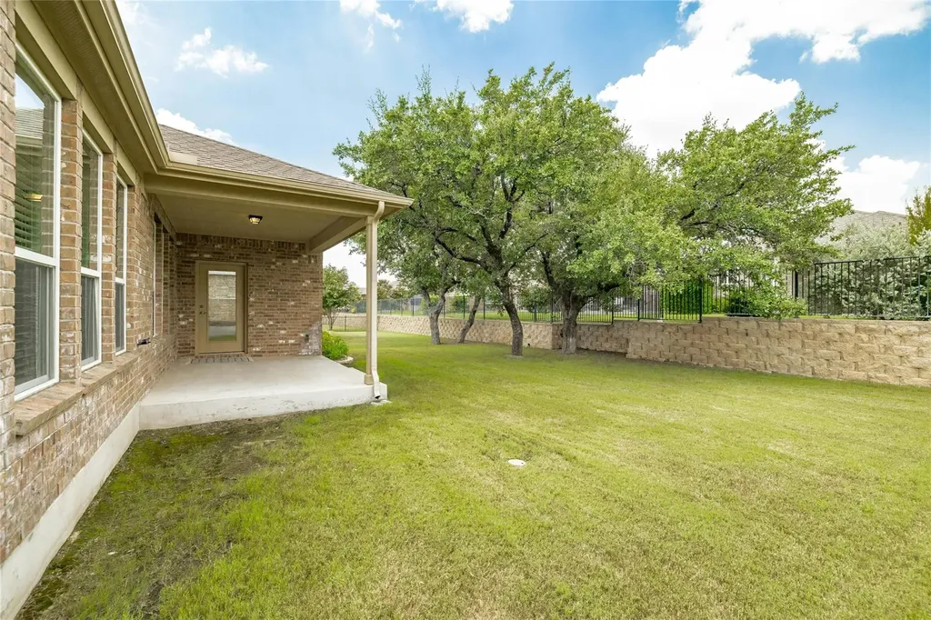 203 Longview Lane Georgetown TX 78633