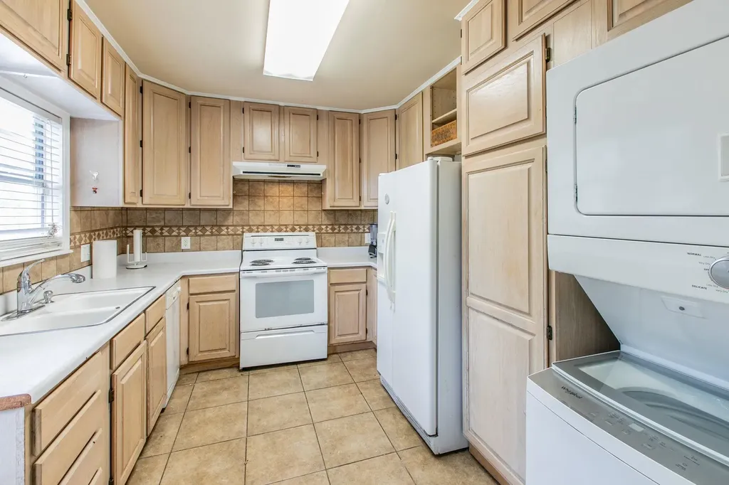 1107 Vargas Road Austin TX 78741