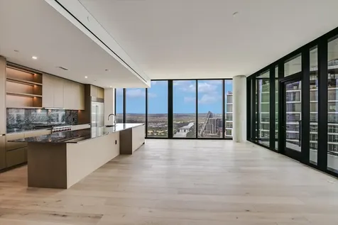 610 Davis Street Austin TX 78701
