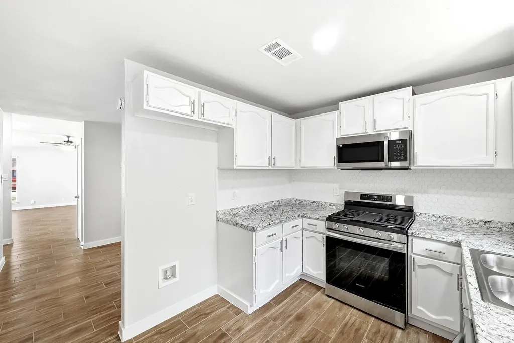 1411 Bellmar Drive Round Rock TX 78664