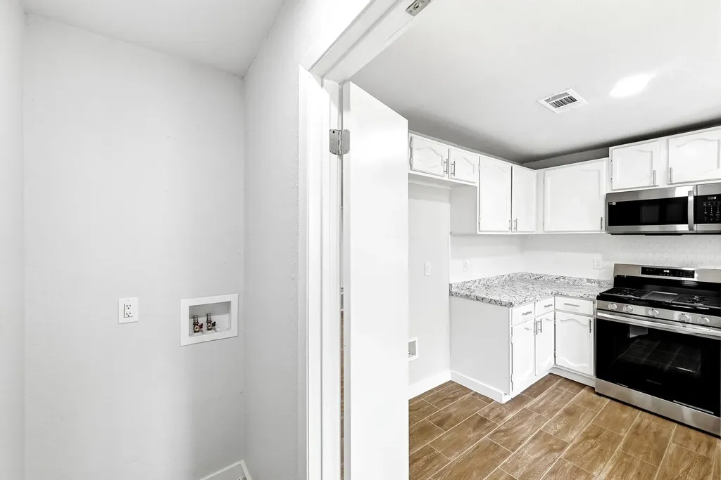 1411 Bellmar Drive Round Rock TX 78664