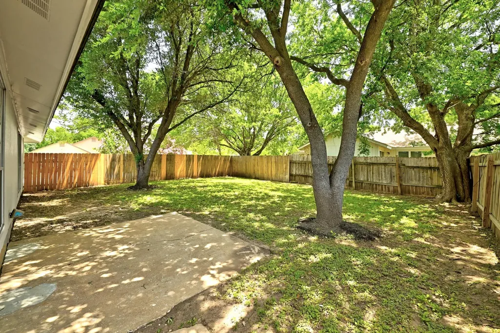 1411 Bellmar Drive Round Rock TX 78664
