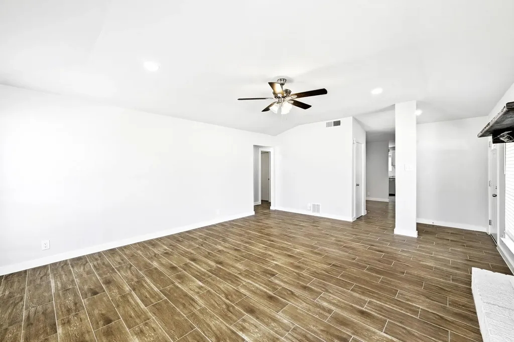 1411 Bellmar Drive Round Rock TX 78664