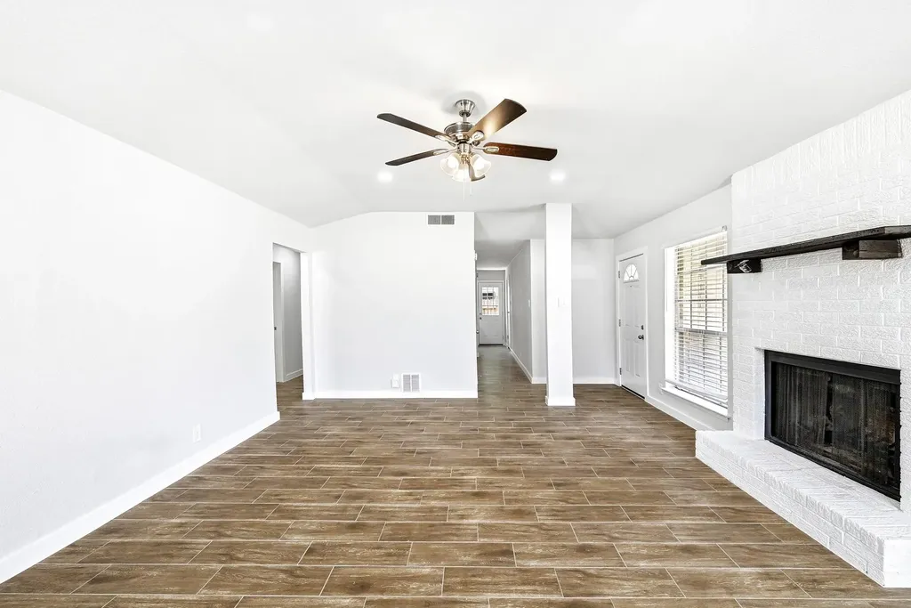 1411 Bellmar Drive Round Rock TX 78664