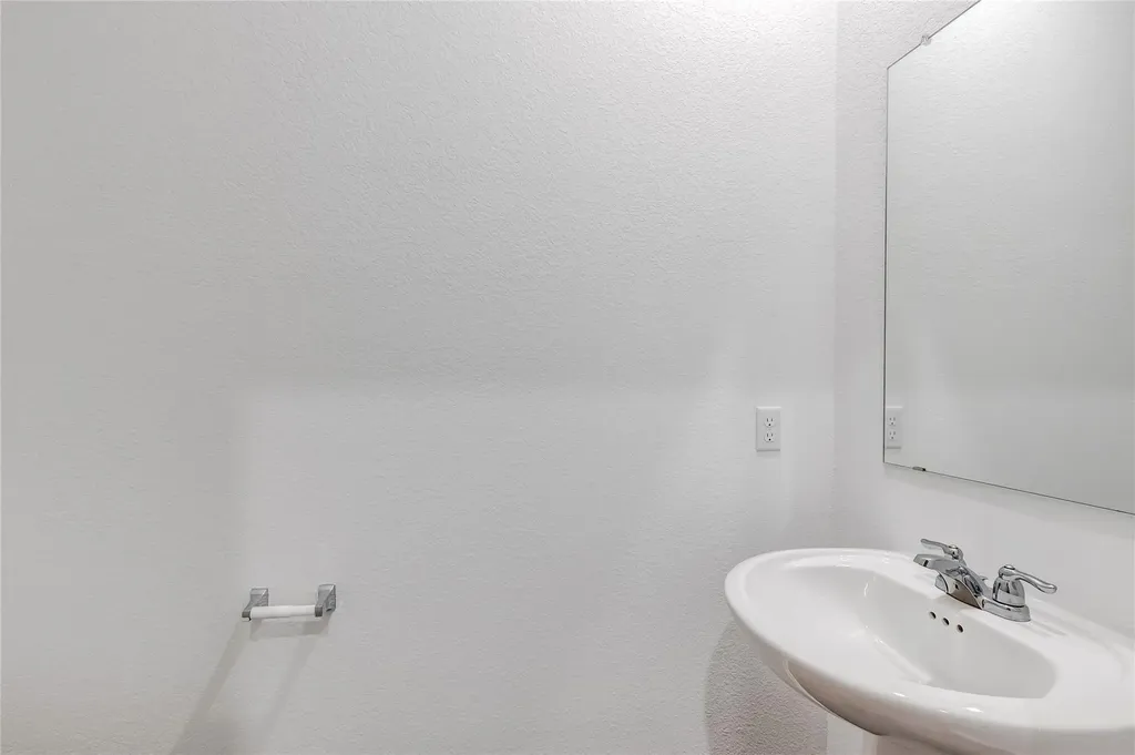 7706 Poppy Petal Loop Del Valle TX 78617