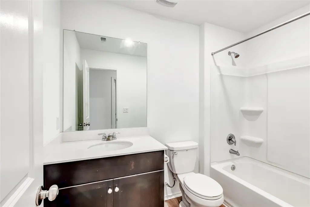 7706 Poppy Petal Loop Del Valle TX 78617
