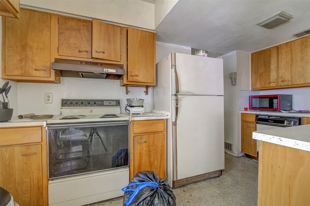 6704 Isabelle Drive Austin TX 78752
