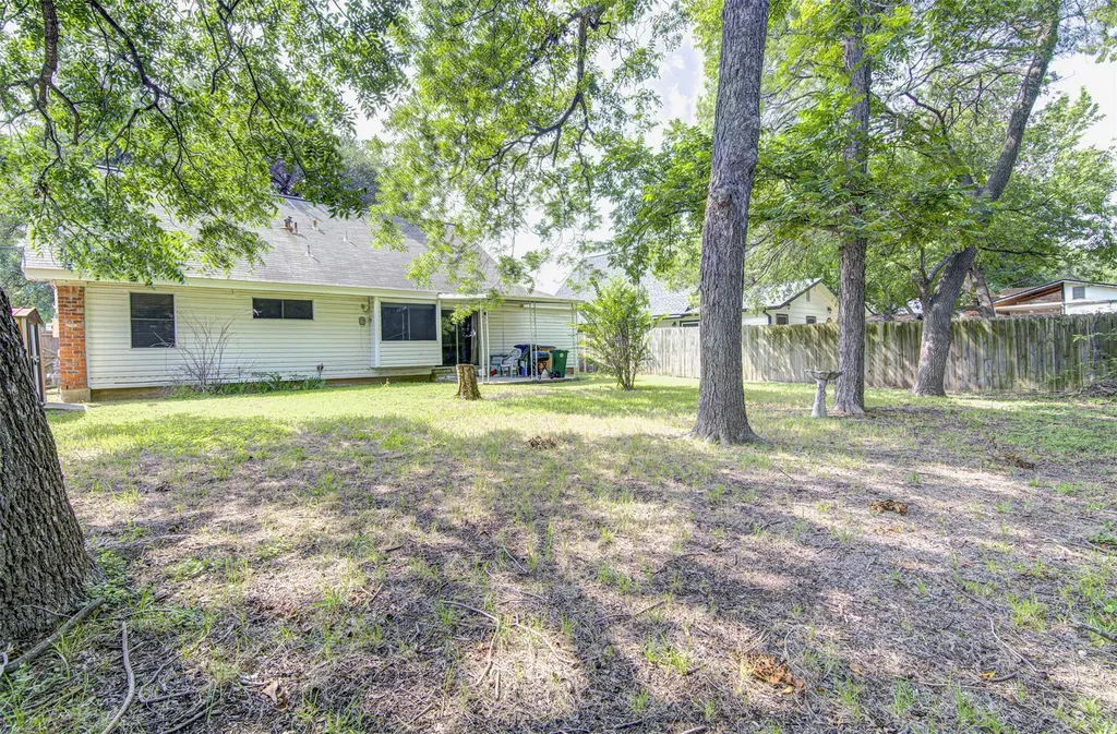 6704 Isabelle Drive Austin TX 78752