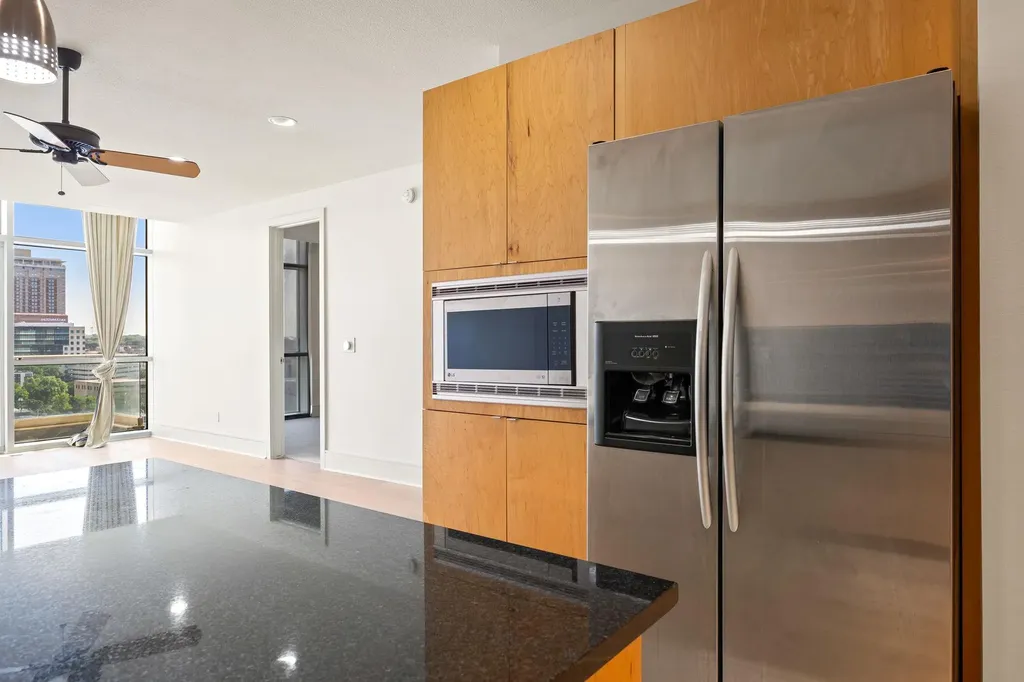 555 E 5th Street Austin TX 78701