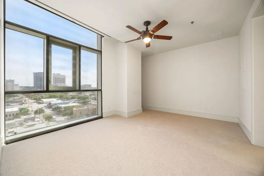 555 E 5th Street Austin TX 78701
