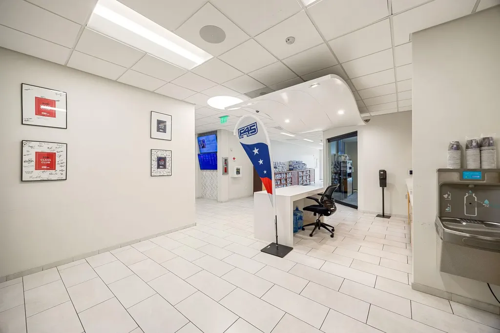 555 E 5th Street Austin TX 78701