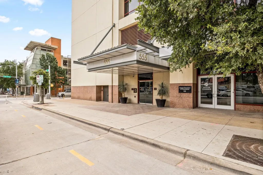 555 E 5th Street Austin TX 78701