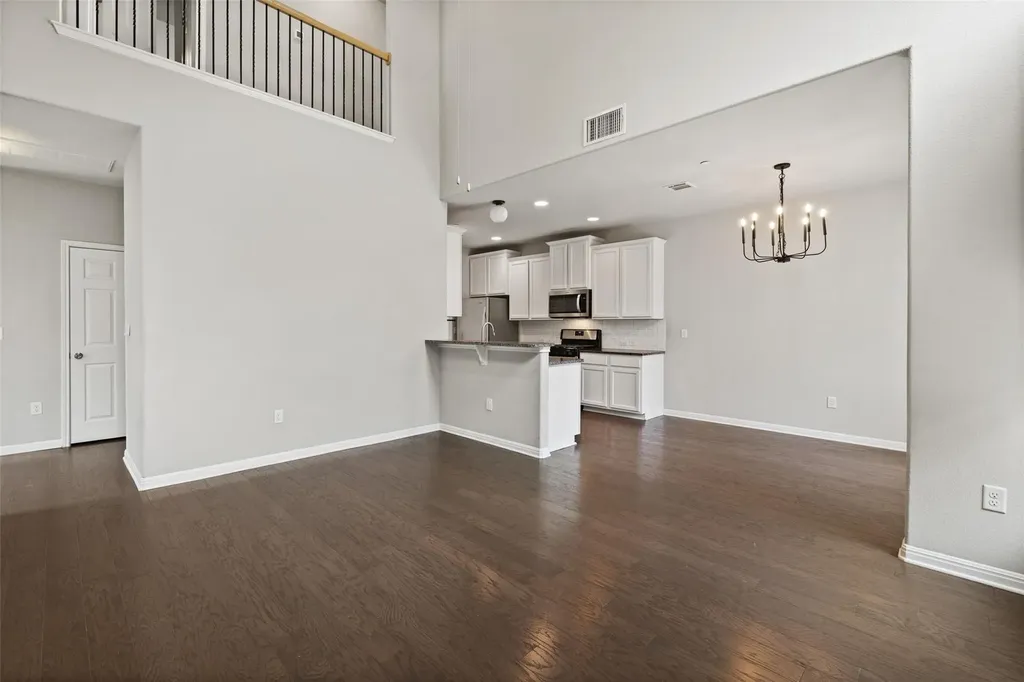 1615 Airedale Road Austin TX 78748