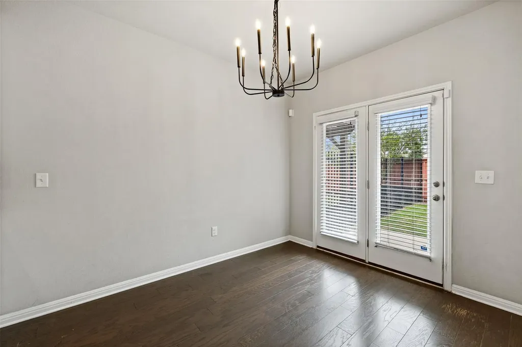 1615 Airedale Road Austin TX 78748