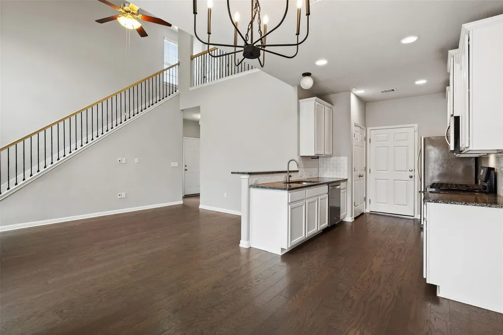 1615 Airedale Road Austin TX 78748