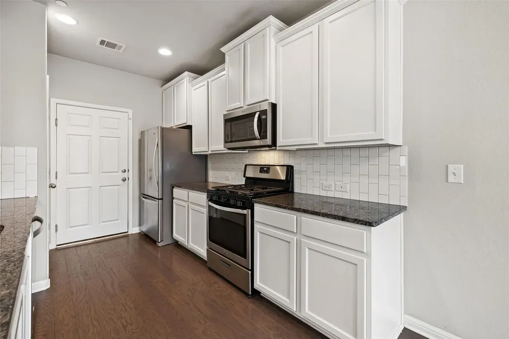 1615 Airedale Road Austin TX 78748