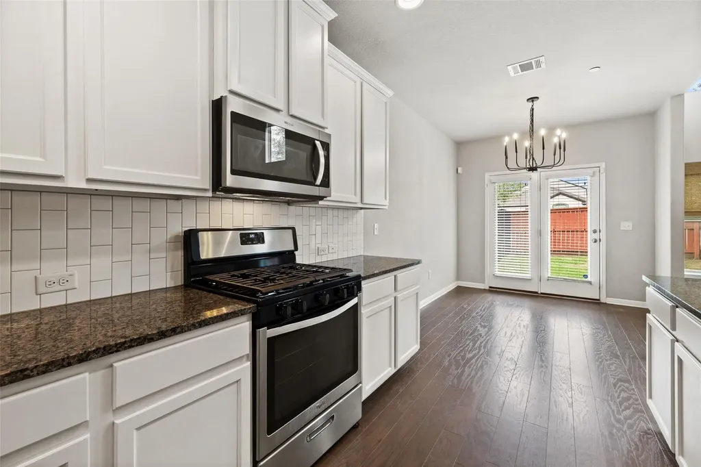 1615 Airedale Road Austin TX 78748